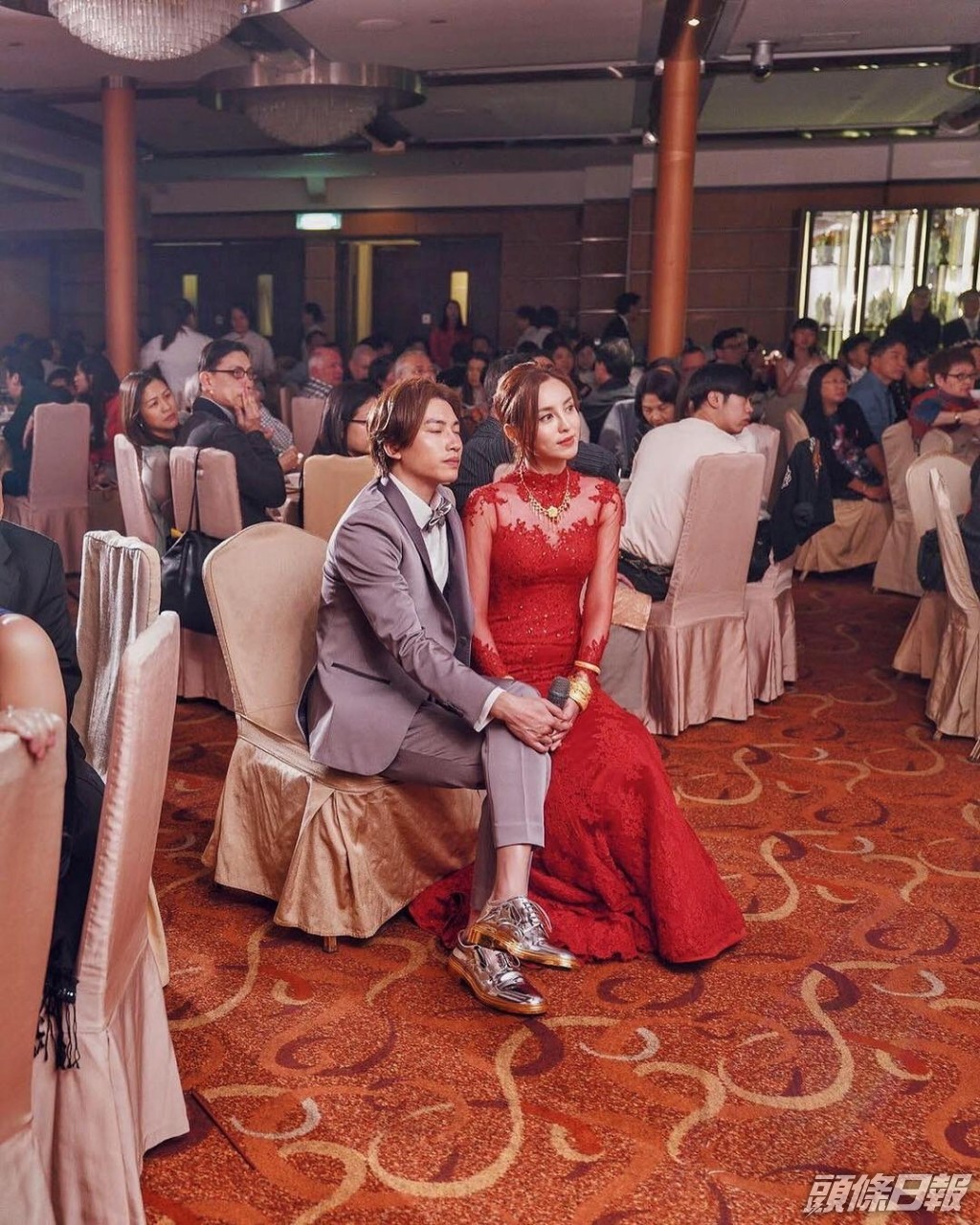 羅力威閉上眼睛，被朱薰笑係反映此刻心情：「冇眼睇」。